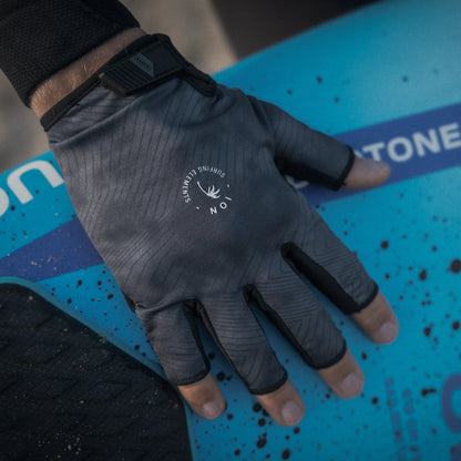 ION Water Gloves Amara Half Finger unisex